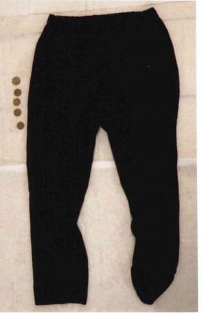 黒色ズボン(西R4-1).jpg