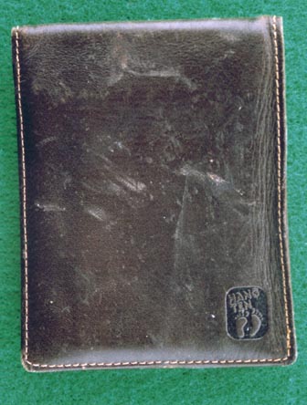財布(茶色革製二つ折り、HANGTEN)